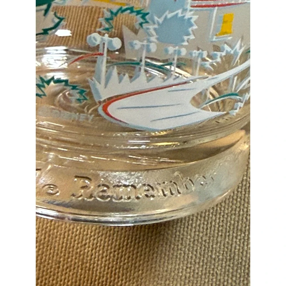 Vintage McDonalds Disney World Remember the Magic 25th Glass Etched‎ Donald Duck